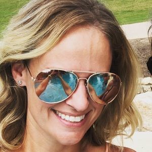 Meet your Posher, Candice